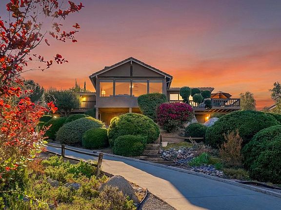 4th image of 15326 Moonglow Dr