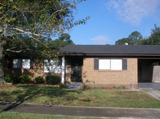 776 W Perryman Ln, Jacksonville, FL 32221