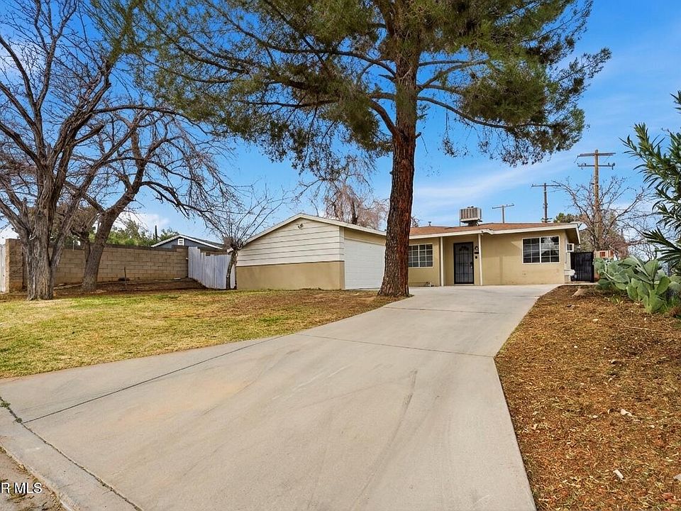 1st image of 321 E Avenue R11