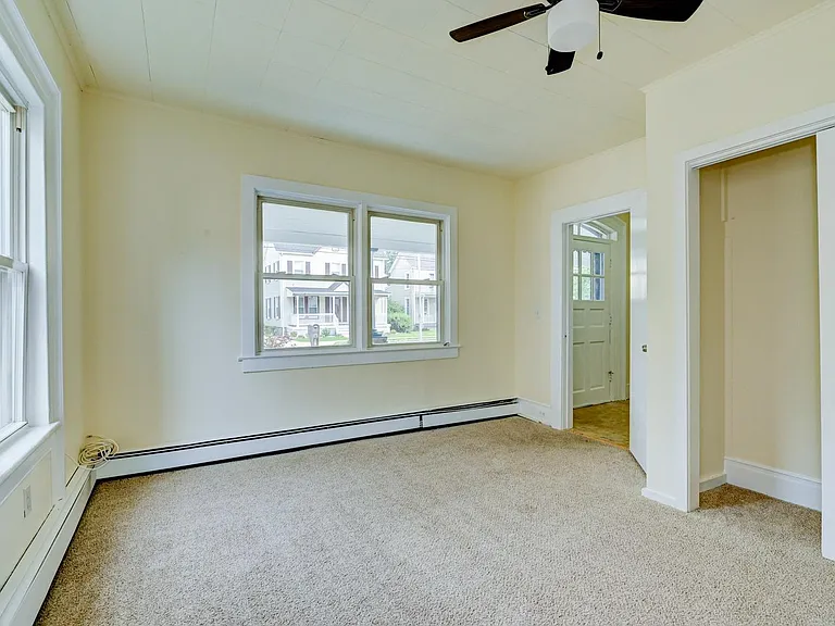 127 Main St #A — Photo 11