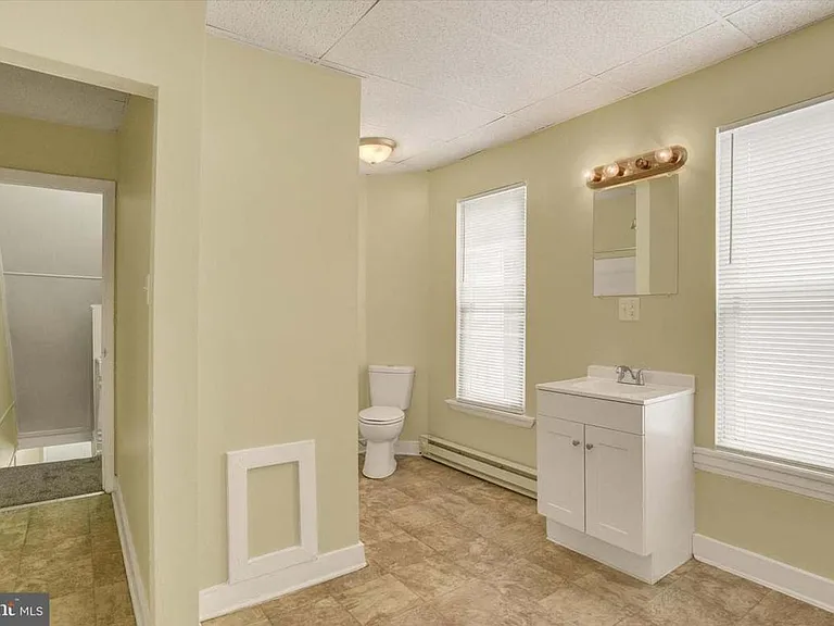 52 Balm St — Photo 7