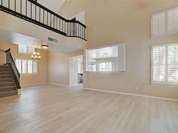 5th image of 8420 Shady Shores Cir