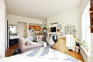 Rented by Balass Ralph, LREB