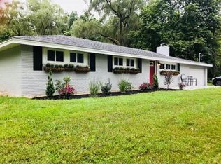 70 River Rd, Andover, MA 01810