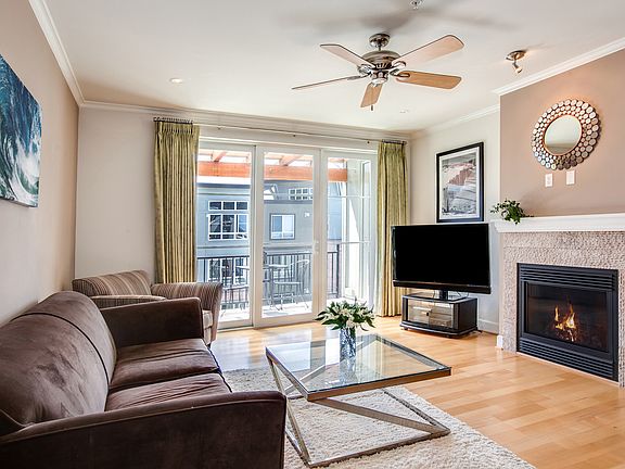 4th image of 1880 25th Ave NE #N408