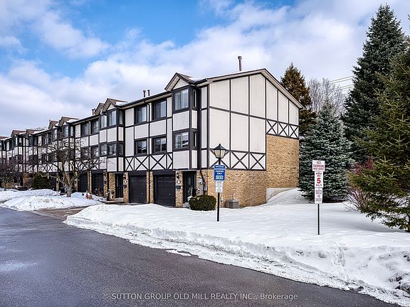 2nd image of 4 Bradbrook Rd #1