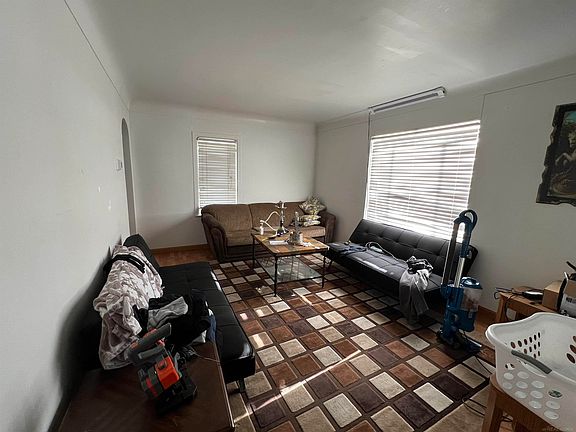 2nd image of 2239 S Tuscola Rd