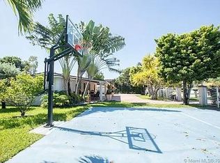 5351 SW 98th Ct, Miami, FL 33165