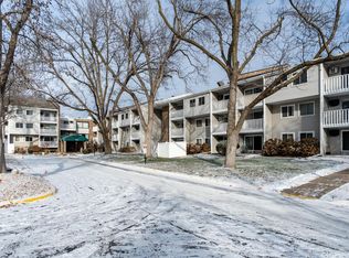 1601 N Innsbruck Dr #261NE, Minneapolis, MN 55432