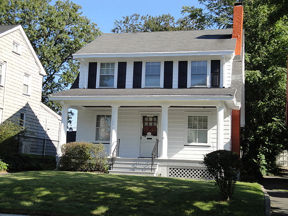 2nd image of 50 Ely Pl