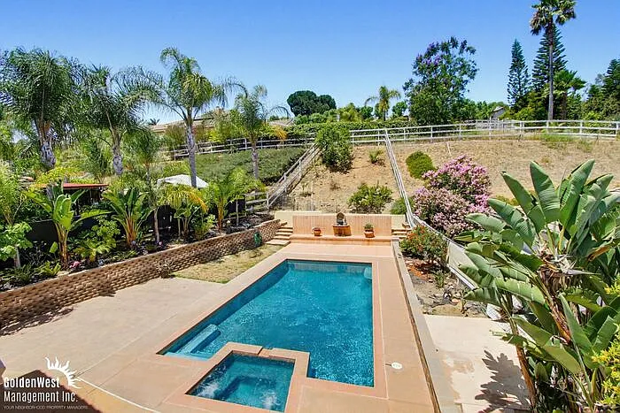 637 Oak Glade Dr — Photo 33
