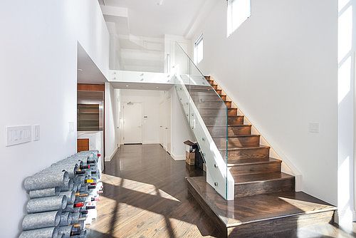 3rd image of 33 Clementina St
