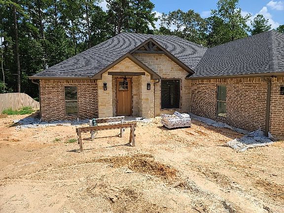 3rd image of 4010 Kenbrook Dr
