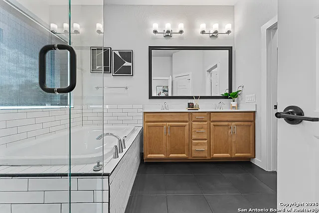 5843 Whitby Rd #6 — Photo 35