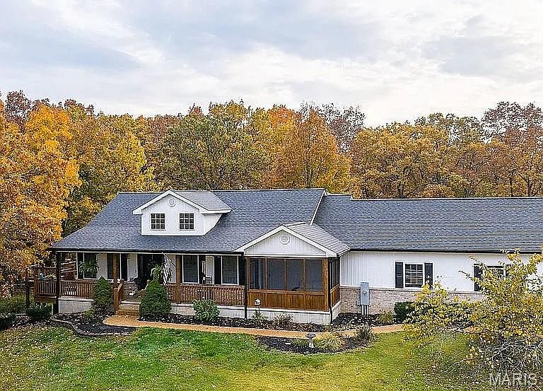 1st image of 774 Stetson Ln