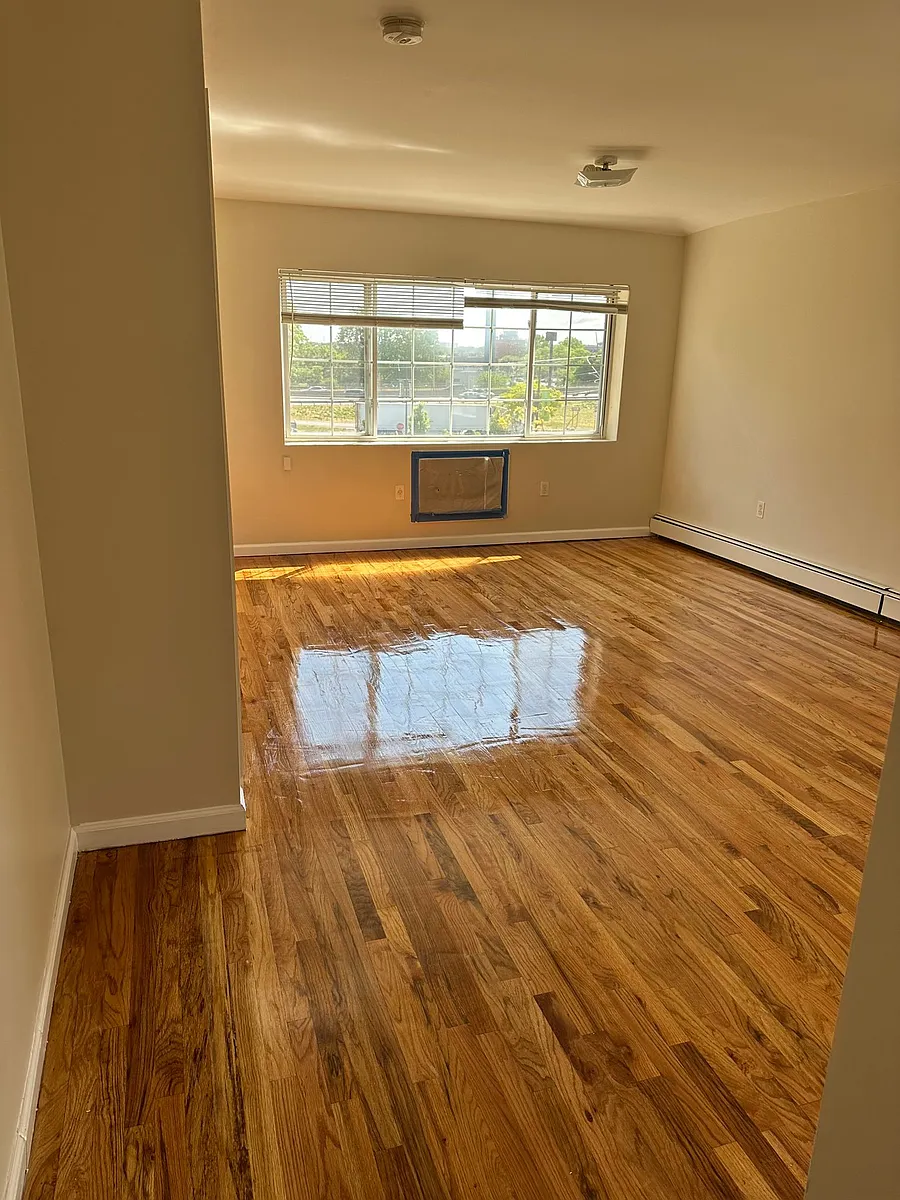 Building Photo - 2861 Grace Ave #1