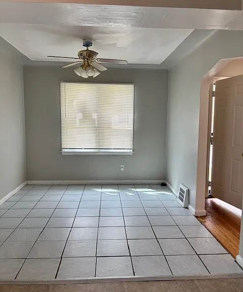 9936 Montrose St — Photo 22