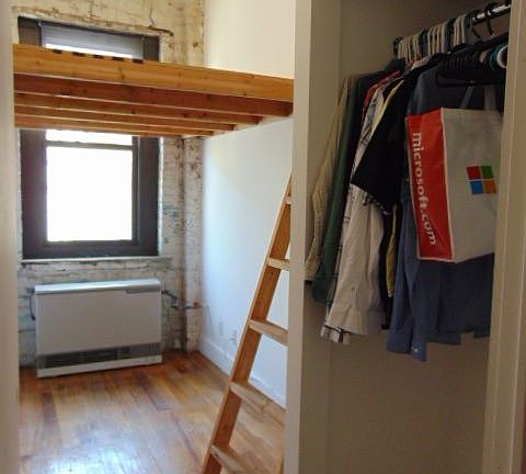 2nd image of 239 Banker St APT 3S