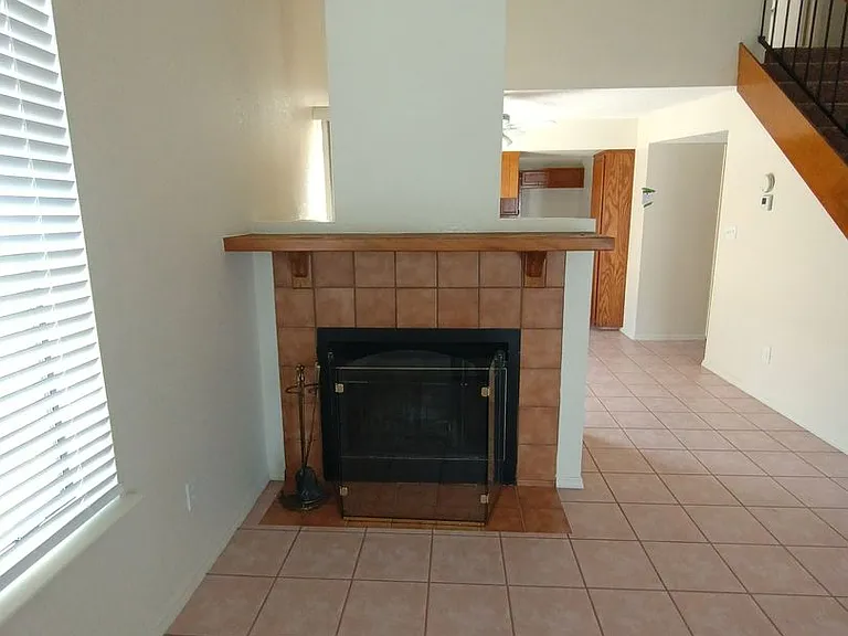 3401 Starwood Ln — Photo 2