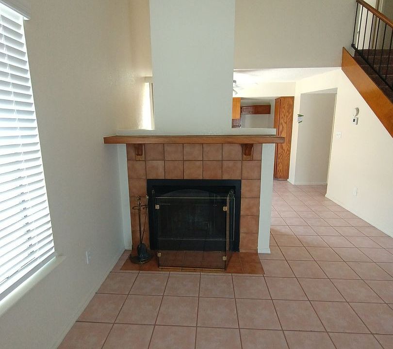 2nd image of 3401 Starwood Ln