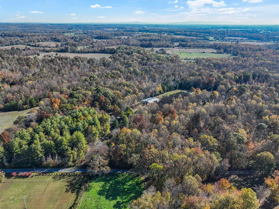 22nd image of 233 Taylor Lake Rd