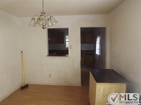 3rd image of 170 Pima St