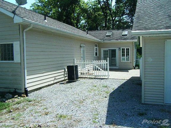 This Fine 4 Bedroom Home has over 2400' of living area!