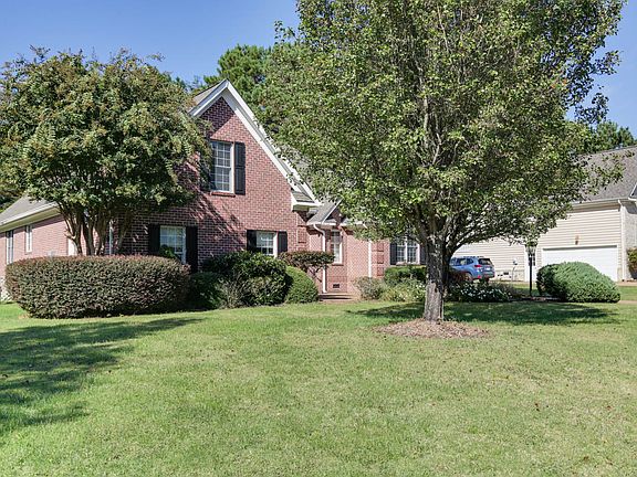 3rd image of 5102 Waterford Pl