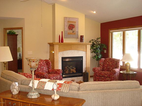 2nd image of 23582 Dero Dr