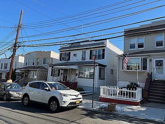 2nd image of 5919 60th St