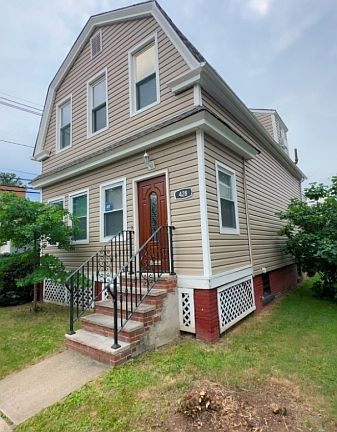 3rd image of 428 Union Ave