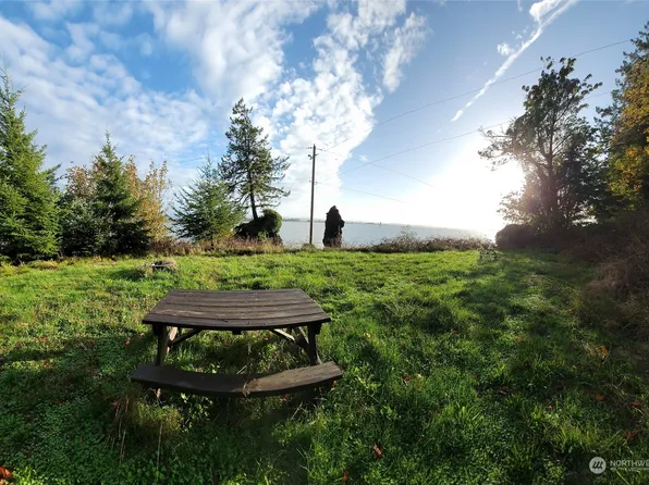 1297 Altoona Pillar Rock Road, Rosburg, WA 98643