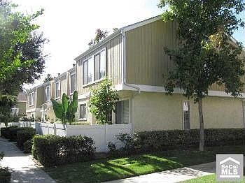 1st image of 12 Allenwood Ln