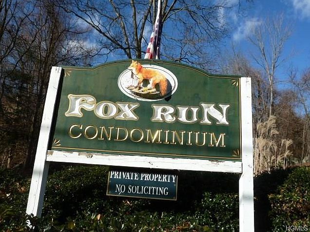 1st image of 304 Fox Run Ln