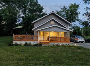 23812 1st Ave, Excelsior Springs, MO 64024