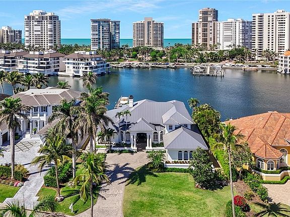 3rd image of 311 Neapolitan Way