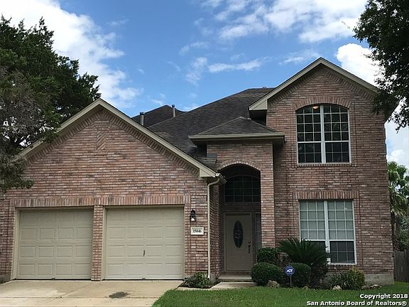3rd image of 15046 Stonetower Dr