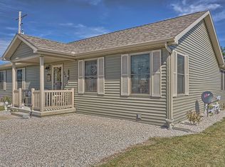 104 N Main St, Gifford, IL