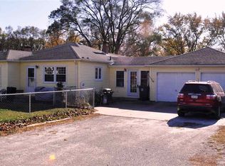 120 Lowder Rd, Waterloo, IA 50703