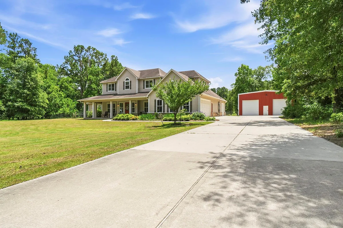 Building Photo - 2149 Pine Acres Dr