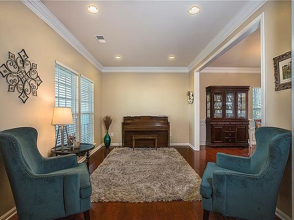 5th image of 22169 Northgate Dr