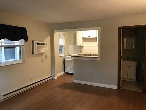 2nd image of 150 E 13th Ave #L