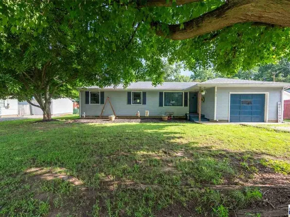 3155 E Broadlands Ave, Terre Haute, IN 47805