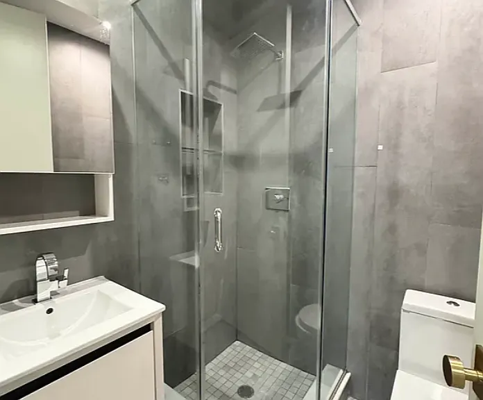 709 Hart St #2G — Photo 8