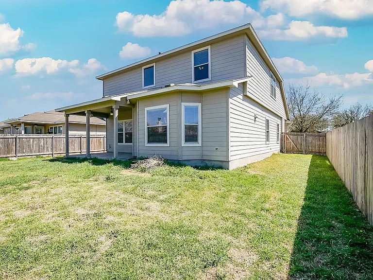 1110 Concan Dr — Photo 33