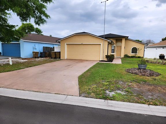 4th image of 4825 Jamaica Ln