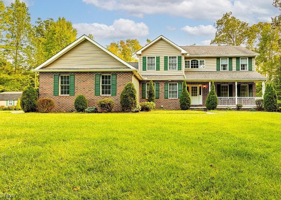 1st image of 36685 Estee Ln