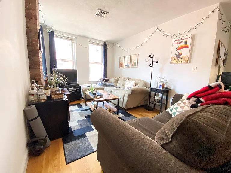 12-14 Cooper St #301 — Photo 2