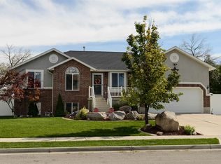 4905 W 25 N, West Pt, UT 84015