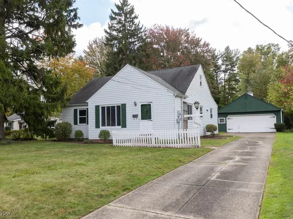 24059 Hedgewood Ave, Westlake, OH 44145